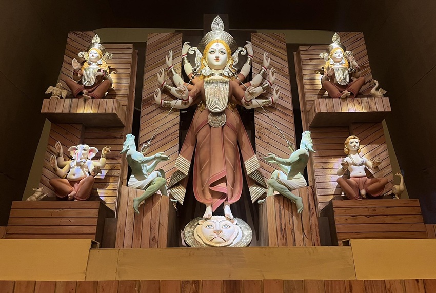 Kumartuli Sarbojanin Durgotsav