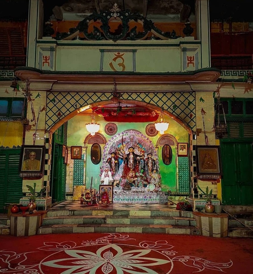 Srimani Bari Durga Puja